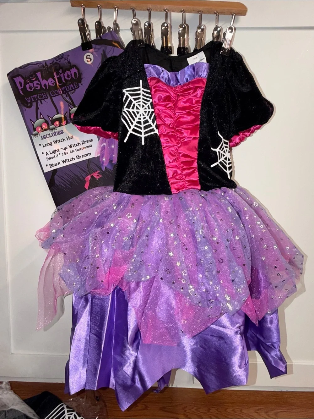 Light-Up Purple Witch Costume for Girls with Hat and Broom NWT Small 4-6
